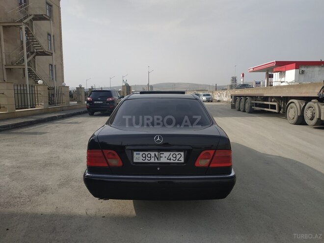Mercedes E 280 1999, 430,000 km - 2.8 l - Bakı