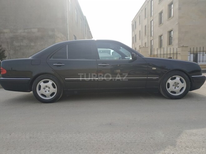 Mercedes E 280 1999, 430,000 km - 2.8 l - Bakı