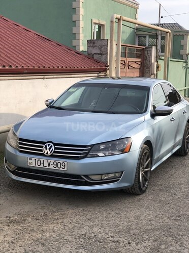 Volkswagen Passat 2013, 260,000 km - 2.5 л - Bakı