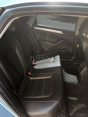 Volkswagen Passat 2013, 260,000 km - 2.5 л - Bakı