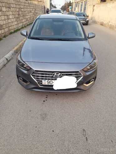 Hyundai Accent 2018, 79,632 km - 1.6 л - Sumqayıt