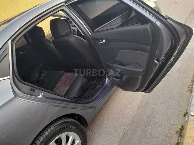 Hyundai Accent 2018, 79,632 km - 1.6 л - Sumqayıt