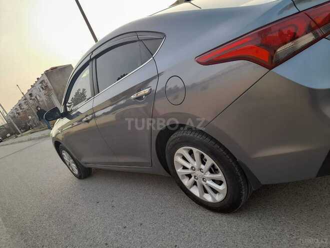Hyundai Accent 2018, 79,632 km - 1.6 л - Sumqayıt