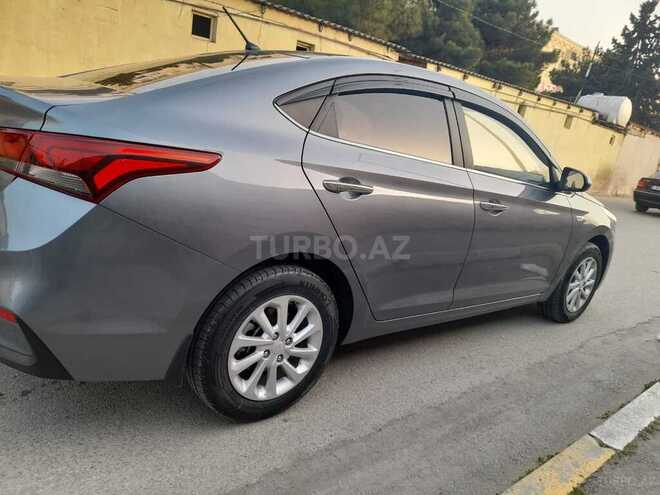 Hyundai Accent 2018, 79,632 km - 1.6 л - Sumqayıt