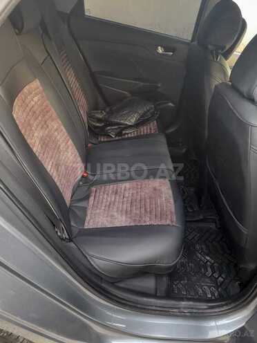 Hyundai Accent 2018, 79,632 km - 1.6 л - Sumqayıt