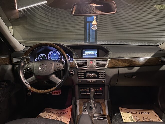 Mercedes E 200 2011, 221,000 km - 1.8 l - Bakı