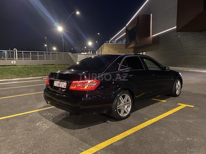 Mercedes E 200 2011, 221,000 km - 1.8 l - Bakı
