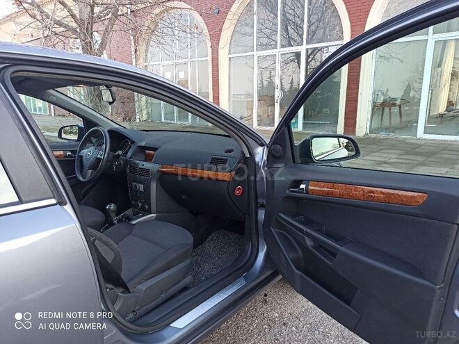 Opel Astra 2005, 165,000 km - 1.3 l - Gəncə