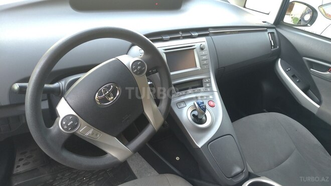 Toyota Prius 2014, 142,000 km - 1.8 l - Bakı