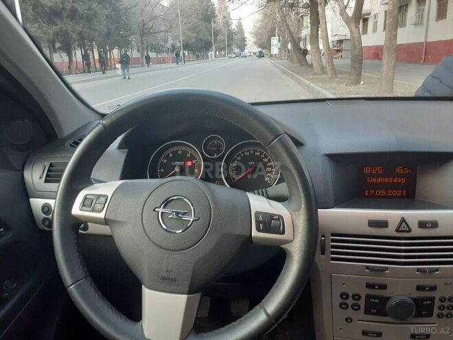 Opel Astra 2009, 198,000 km - 1.4 l - Ağdaş