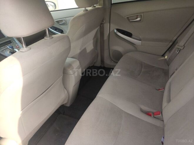 Toyota Prius 2015, 126,000 km - 1.8 л - Bakı