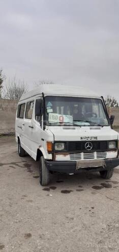 Mercedes 208 D 1994, 800,300 km - 2.0 л - Şirvan