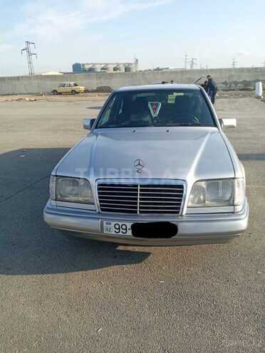 Mercedes E 220 1994, 441,000 km - 2.2 l - Bakı