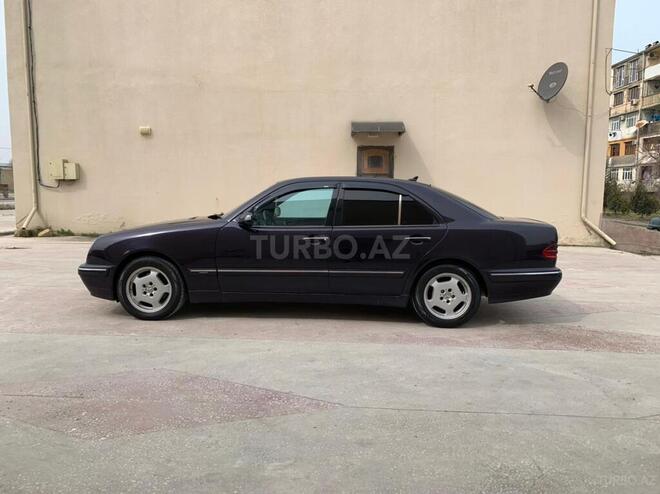 Mercedes E 270 2000, 299,000 km - 2.7 l - Sumqayıt