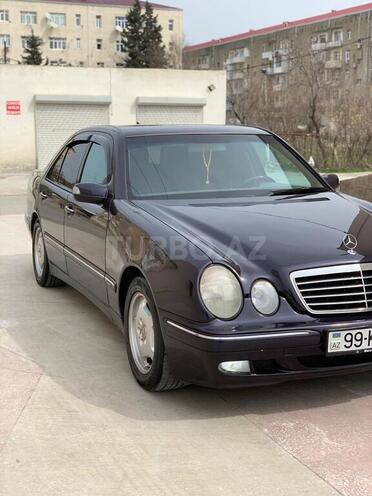 Mercedes E 270 2000, 299,000 km - 2.7 l - Sumqayıt