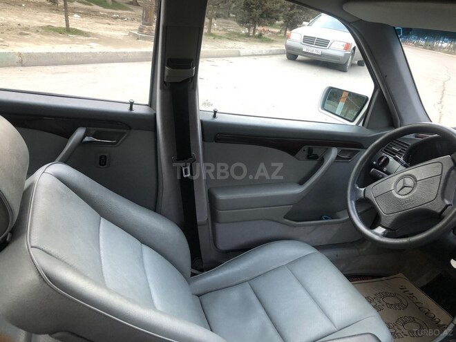 Mercedes C 220 1996, 188,000 km - 2.2 l - Bakı