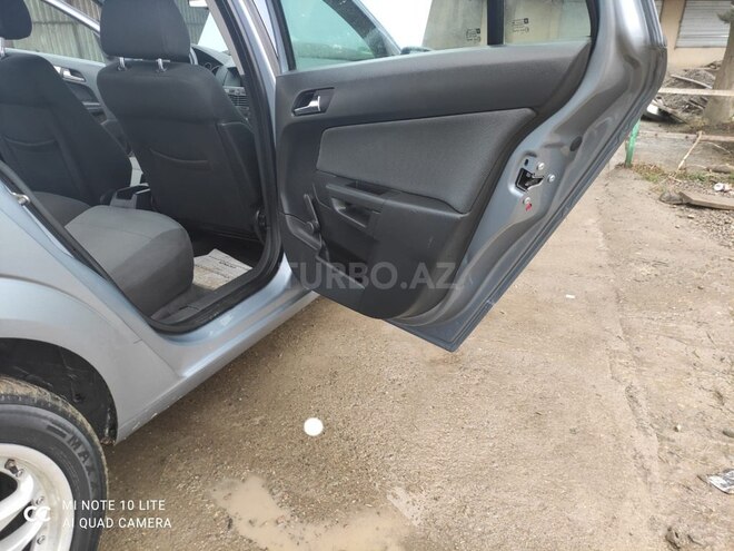 Opel Astra 2006, 145,000 km - 1.4 l - Bakı