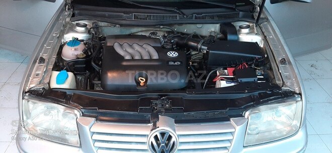 Volkswagen Jetta 2000, 381,000 km - 2.0 l - Qax