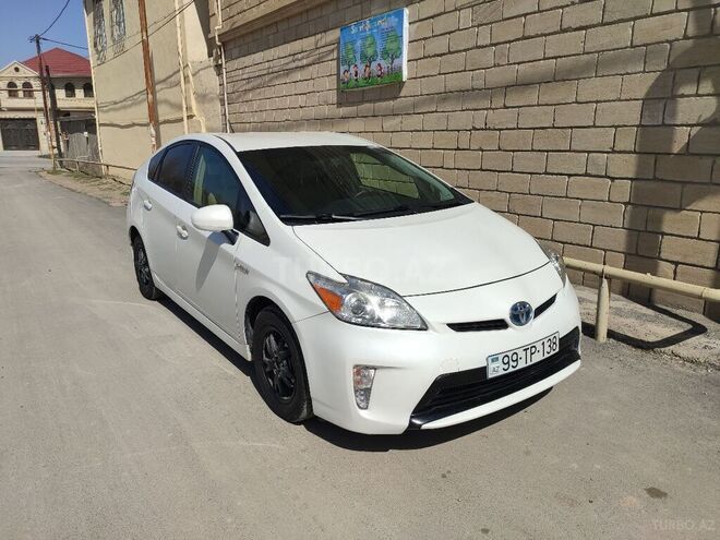 Toyota Prius 2015, 126,000 km - 1.8 l - Bakı