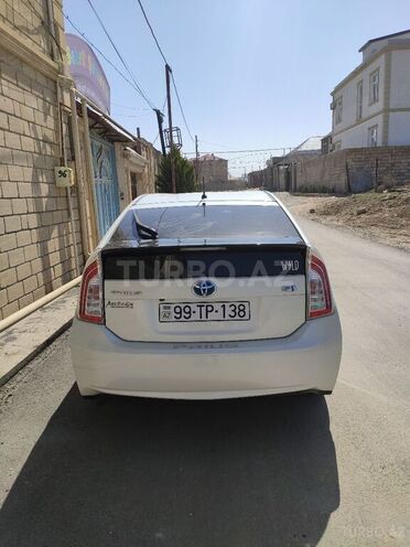 Toyota Prius 2015, 126,000 km - 1.8 l - Bakı