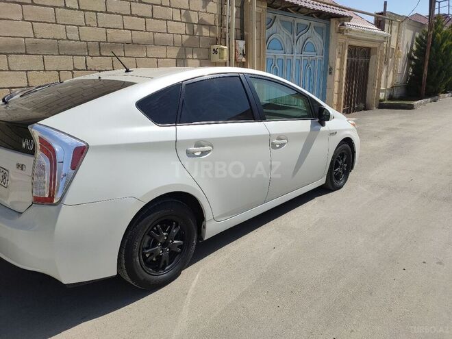 Toyota Prius 2015, 126,000 km - 1.8 l - Bakı