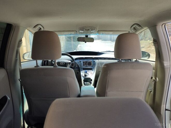 Toyota Prius 2015, 126,000 km - 1.8 l - Bakı