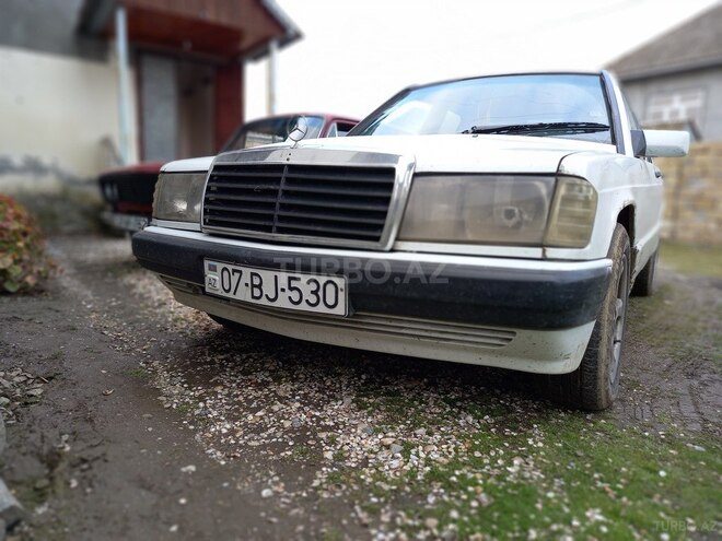 Mercedes 190 1989, 356,623 km - 2.0 l - Astara