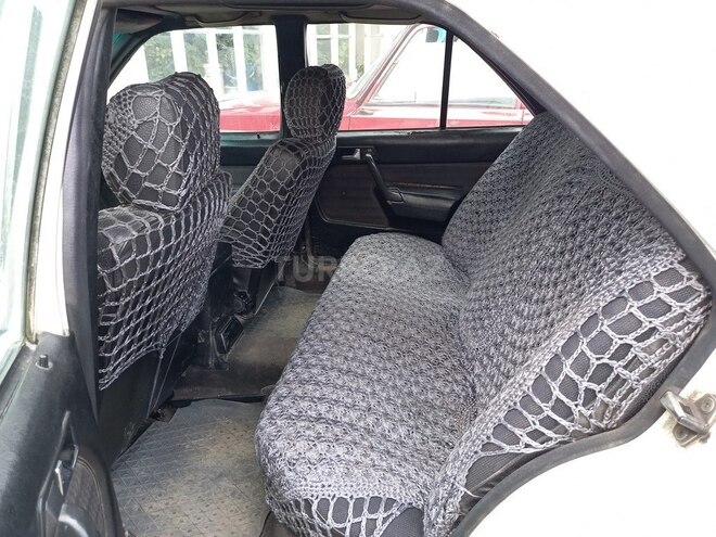 Mercedes 190 1989, 356,623 km - 2.0 l - Astara