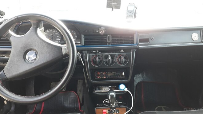 Mercedes 190 1992, 420,000 km - 1.8 л - Bakı