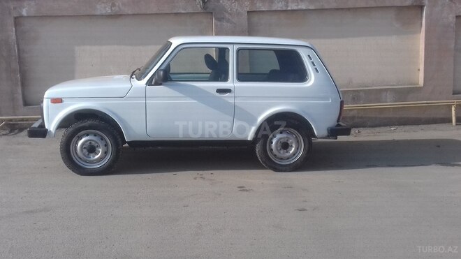 LADA (VAZ) Niva 2010, 84,000 km - 1.7 л - Quba