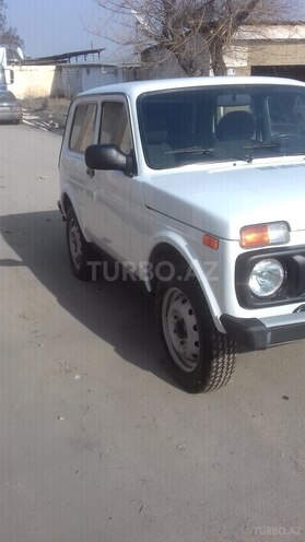LADA (VAZ) Niva 2010, 84,000 km - 1.7 л - Quba