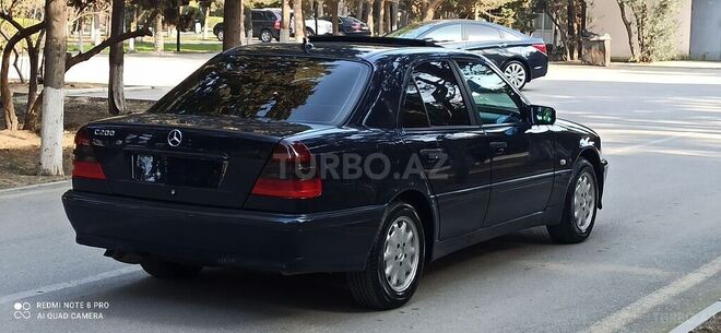 Mercedes C 200 1998, 250,000 km - 2.0 l - Sumqayıt
