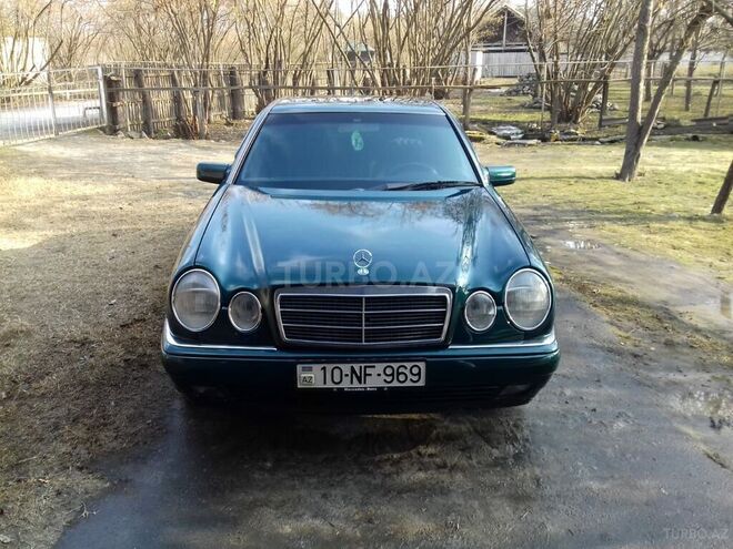 Mercedes E 300 1996, 856,231 km - 3.0 l - Zaqatala