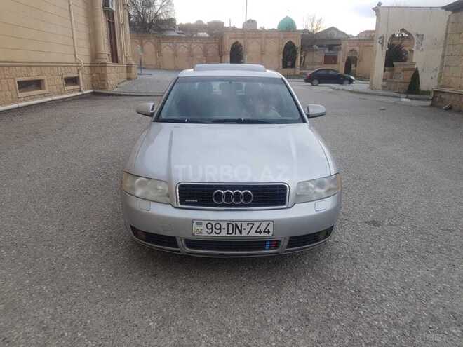 Audi A4 2003, 236,000 km - 1.8 l - Şamaxı