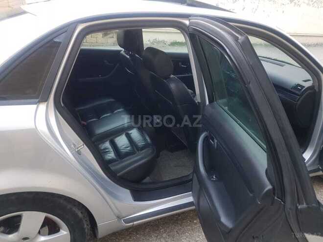 Audi A4 2003, 236,000 km - 1.8 l - Şamaxı