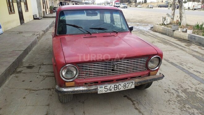 LADA (VAZ) 21011 1980, 328,055 km - 1.5 l - Salyan