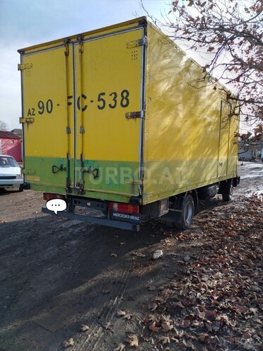 Mercedes 814 D 1996, 253,000 km - 4.0 l - Qazax