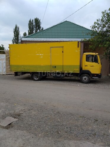 Mercedes 814 D 1996, 253,000 km - 4.0 l - Qazax