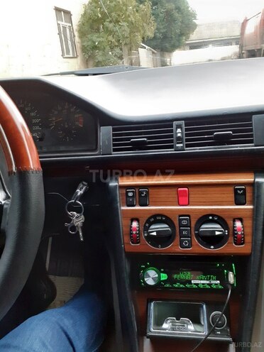 Mercedes E 220 1994, 570,000 km - 2.2 l - Cəlilabad