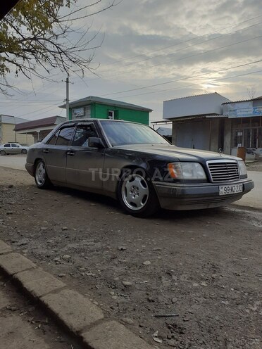 Mercedes E 220 1994, 570,000 km - 2.2 l - Cəlilabad