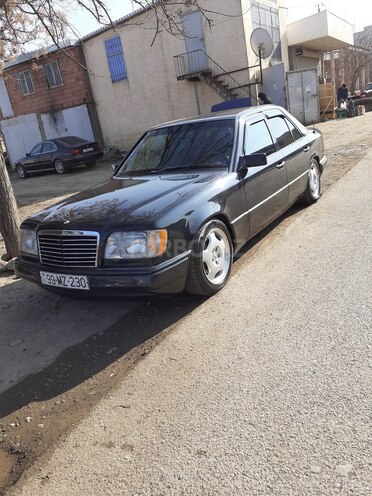 Mercedes E 220 1994, 570,000 km - 2.2 l - Cəlilabad