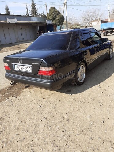 Mercedes E 220 1994, 570,000 km - 2.2 l - Cəlilabad