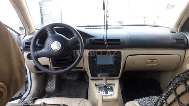 Volkswagen Passat 2003, 300,000 km - 1.8 l - Bakı