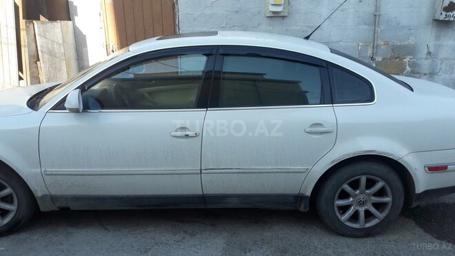 Volkswagen Passat 2003, 300,000 km - 1.8 l - Bakı