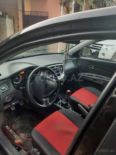 Kia Rio 2006, 290,000 km - 1.5 l - Qazax