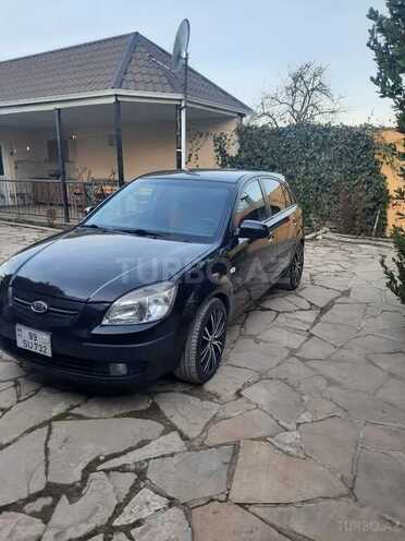 Kia Rio 2006, 290,000 km - 1.5 l - Qazax