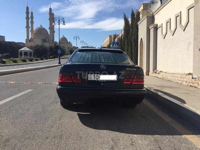 Mercedes E 320 1995, 200,000 km - 3.2 l - Bakı