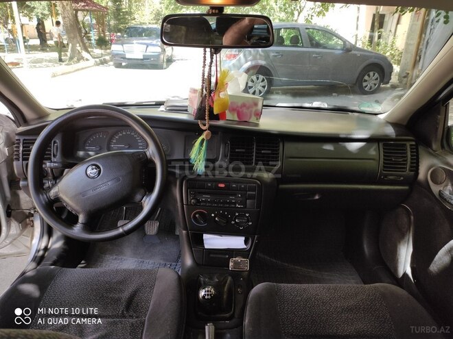 Opel Vectra 2000, 300,000 km - 1.8 l - Bakı