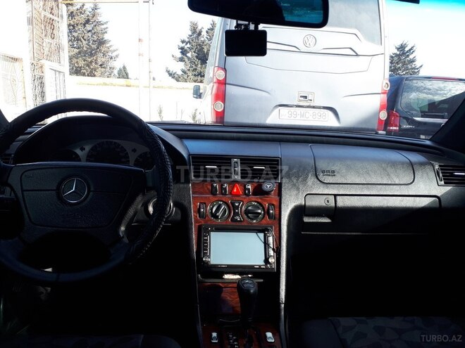 Mercedes C 220 1999, 58,300 km - 2.2 l - Bakı