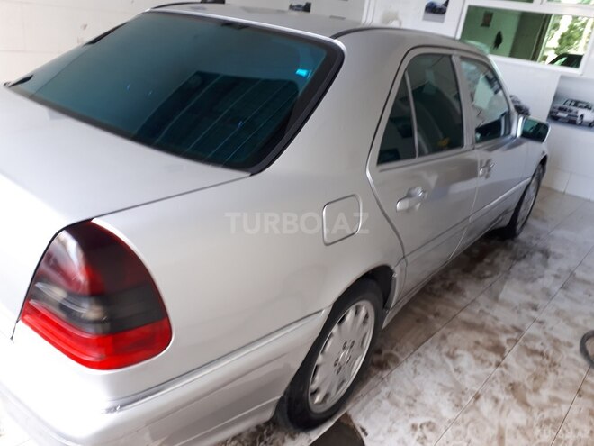 Mercedes C 220 1999, 58,300 km - 2.2 l - Bakı
